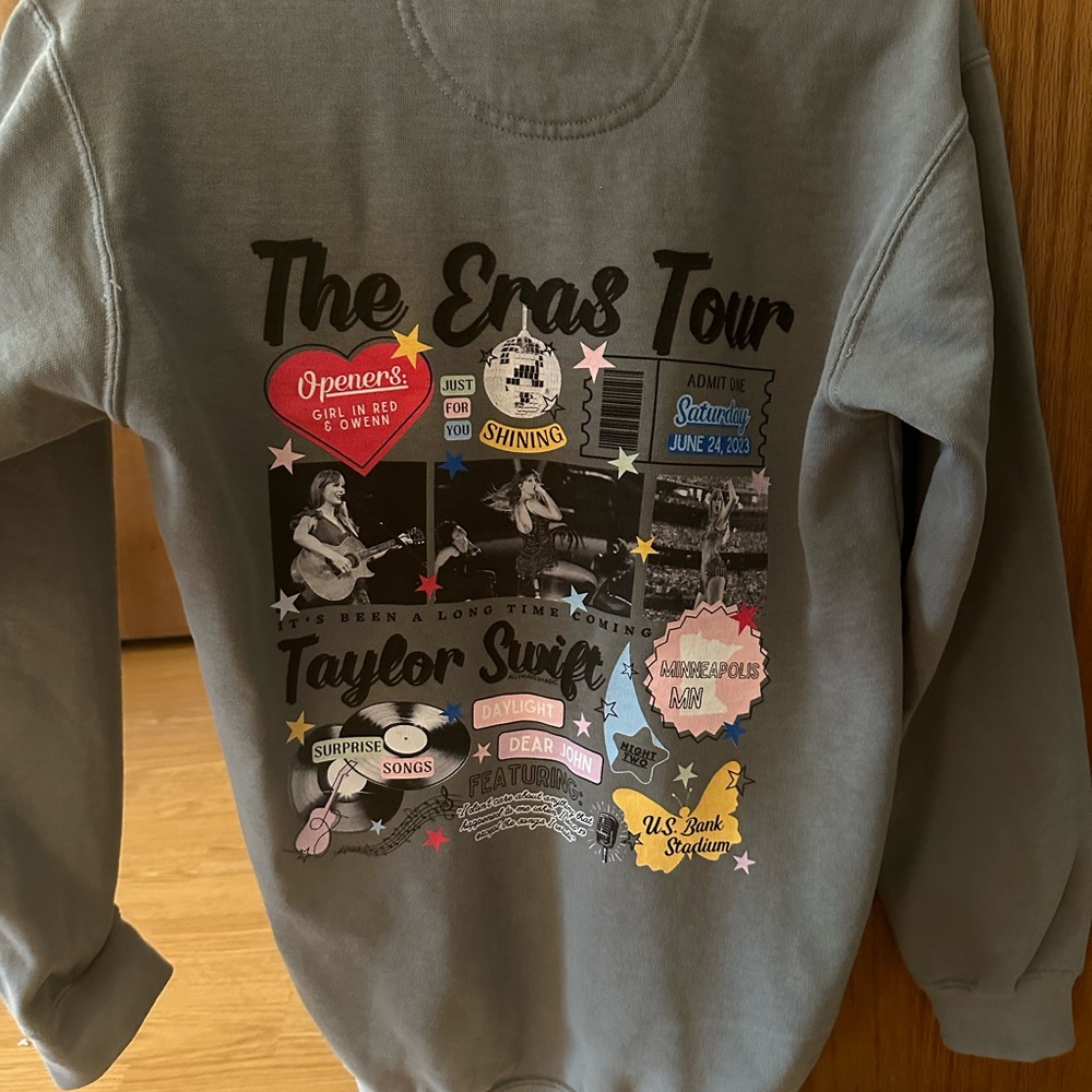 Allymakesmagic Eras Tour merch. Minneapolis night two crewneck.